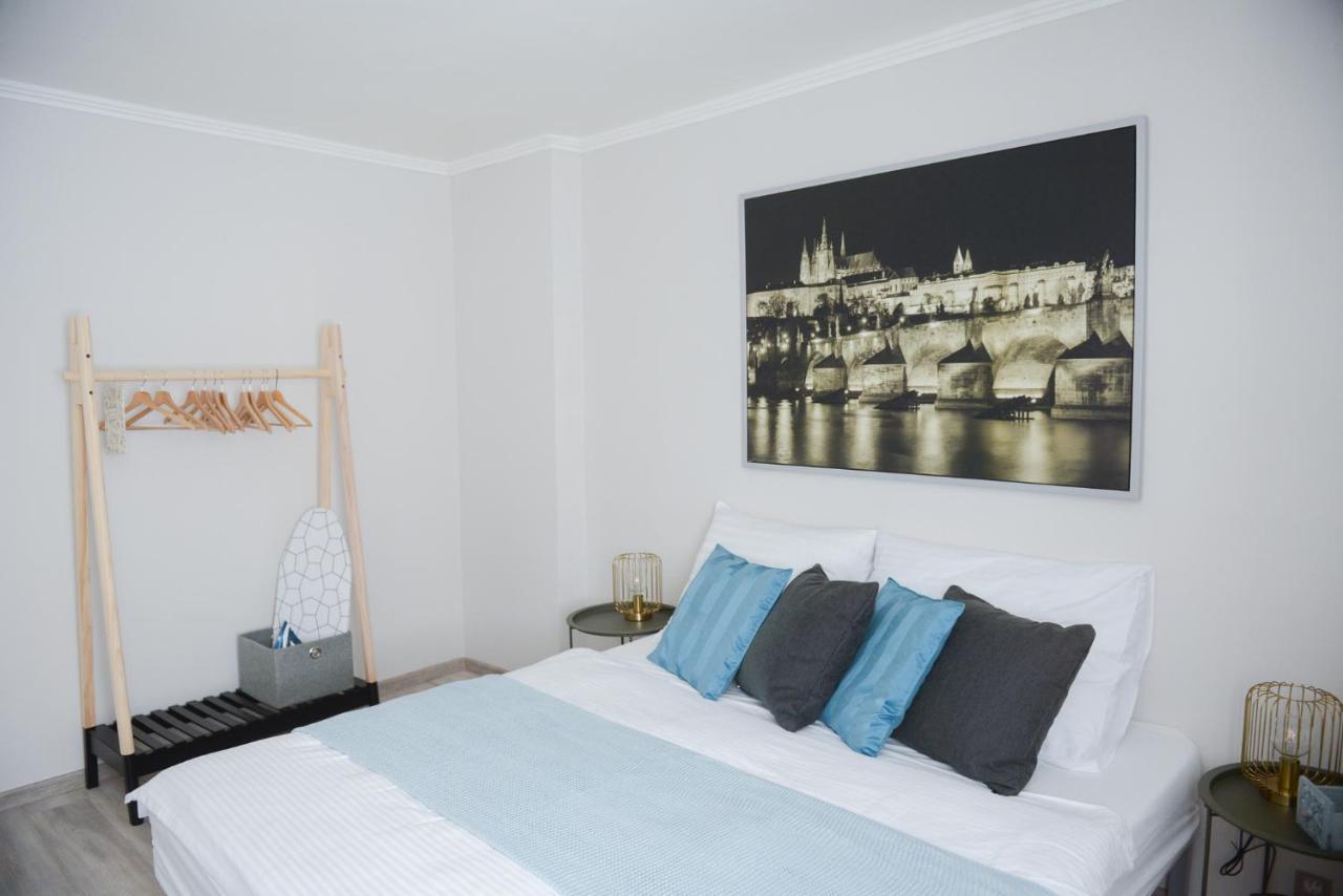 Fano Apartments Old Town Прага Екстериор снимка