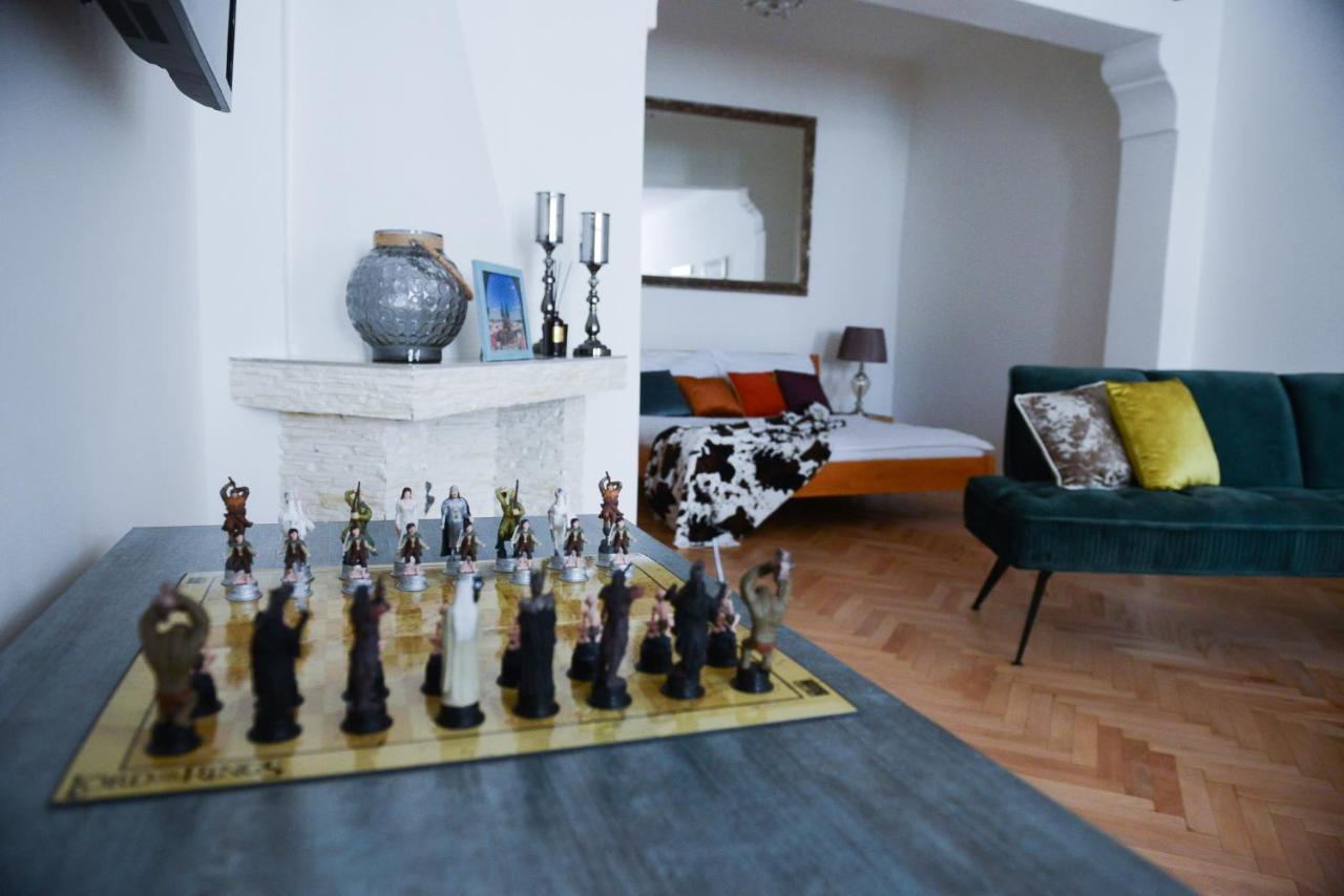 Fano Apartments Old Town Прага Екстериор снимка